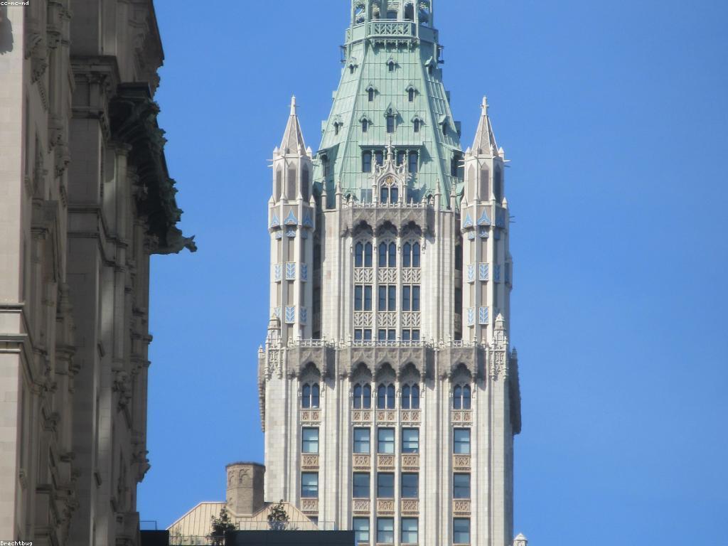 សារៈសំខាន់នៃព័ត៌មានលើកស្ទួយសម្រាប់អាជីវកម្ម